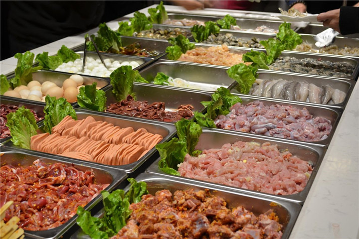 火锅种类这么多,我最喜欢的还是四川火锅!够味儿!