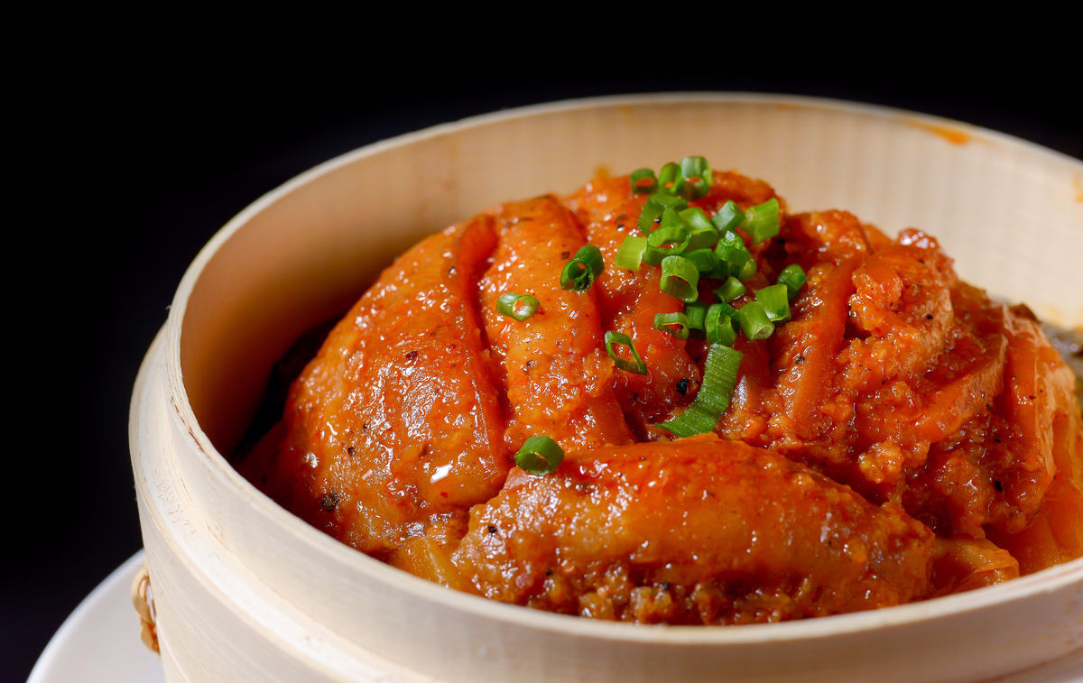 有了这8种美味丰富的三蒸九扣菜肴,你的新年饭桌就完美了