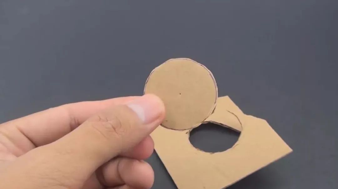 创客小制作:在水上漂浮的指南针,准到令人惊讶