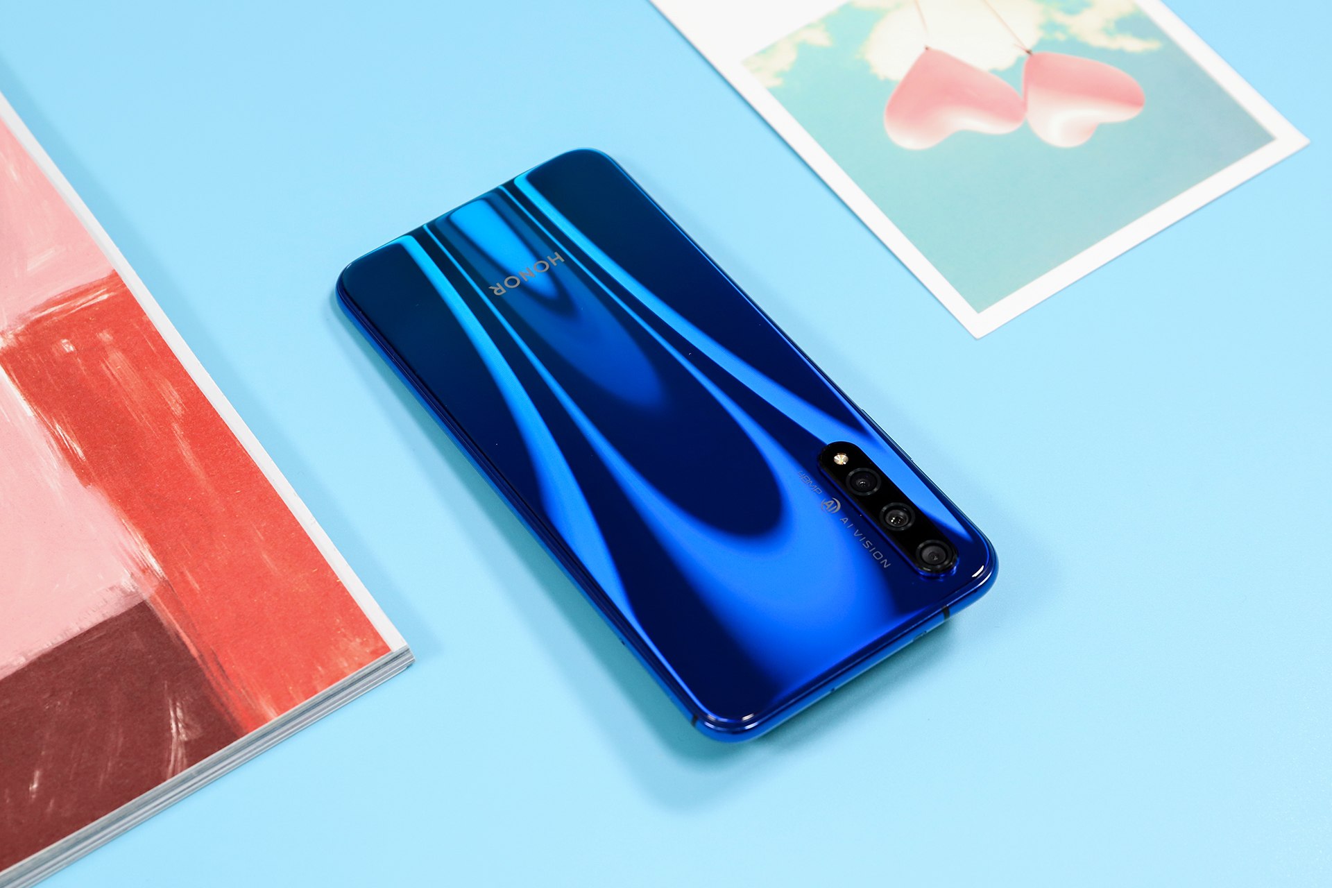 全新蝶羽纹理 魅眼全面屏 荣耀20s图赏