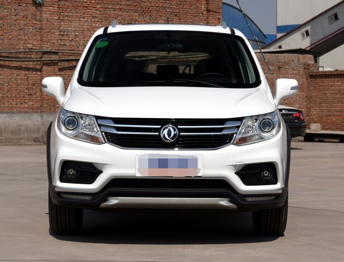 外观很潮流的景逸x3,显得很有韧劲,整体非常好看