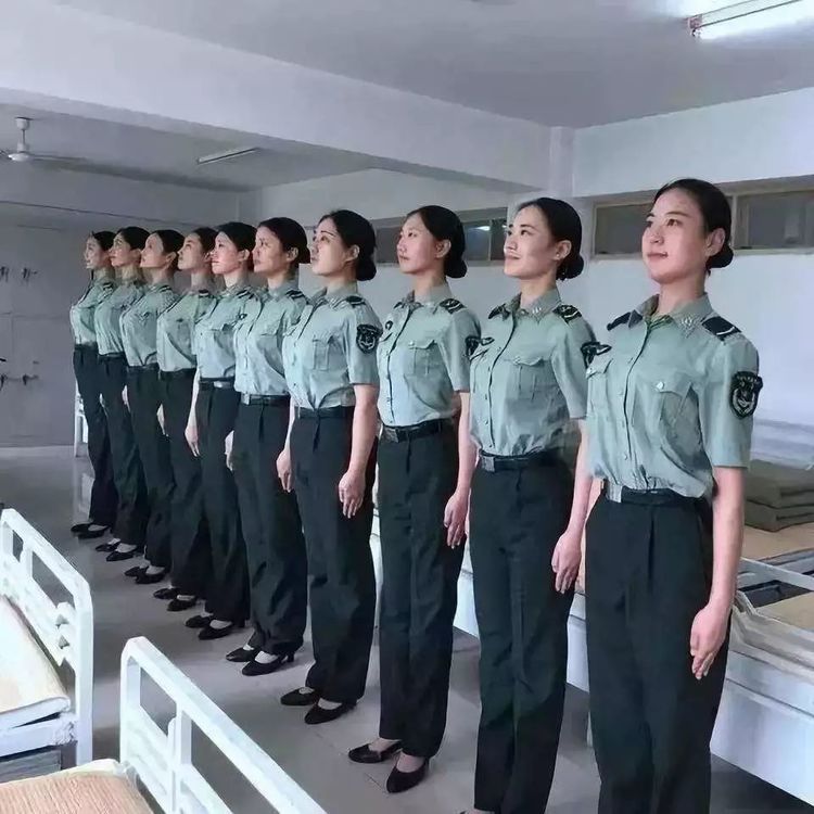 中国特种女兵风采