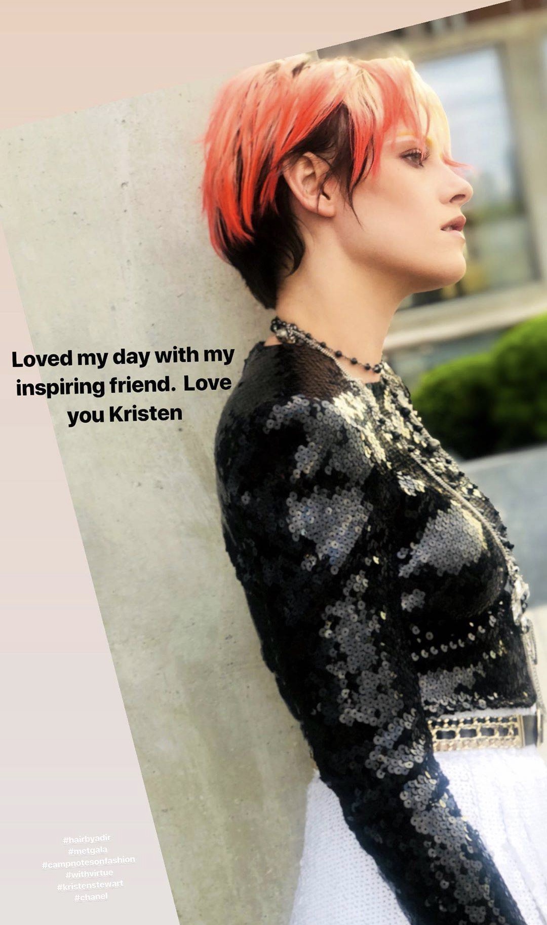 "暮光女"红毯耍帅,"火焰头"配阔腿裤帅炸,网友:姬圈扛把子