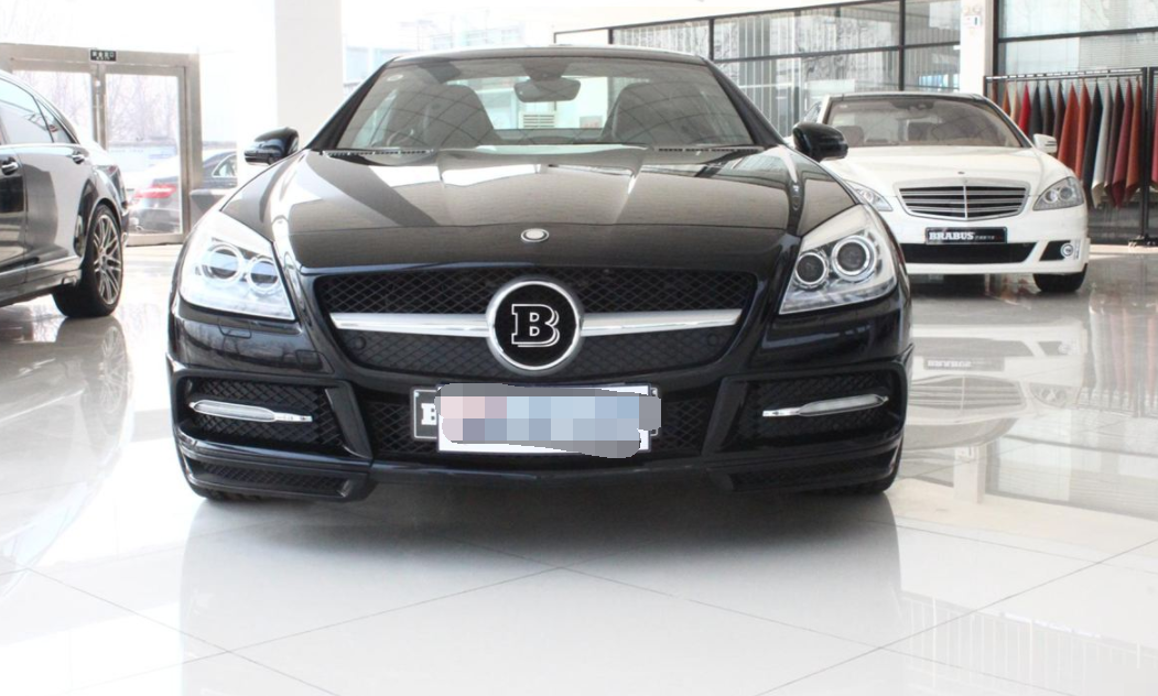 巴博斯slk级汽车,时尚炫酷的外形设计,深受大众喜爱