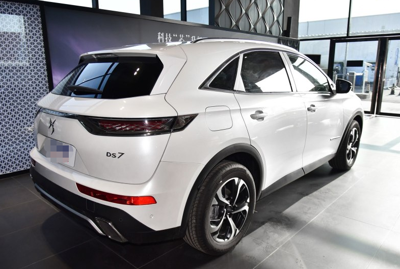 "肌肉男的法式浪漫"——东风雪铁龙ds7,指导价:20.89-30.99万