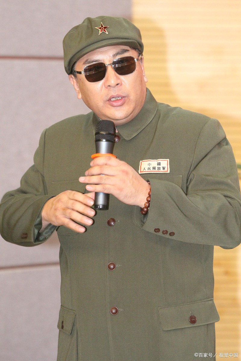 谷伟步入老年,八一厂特型演员黄俊鹏有望接班,曾多次演青年陈毅