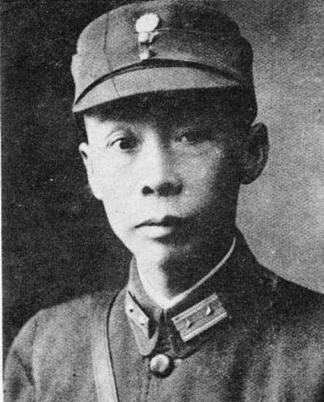 遇见美好#历史野史 1923年6月,赖心辉率部攻占内江后,与敌激战