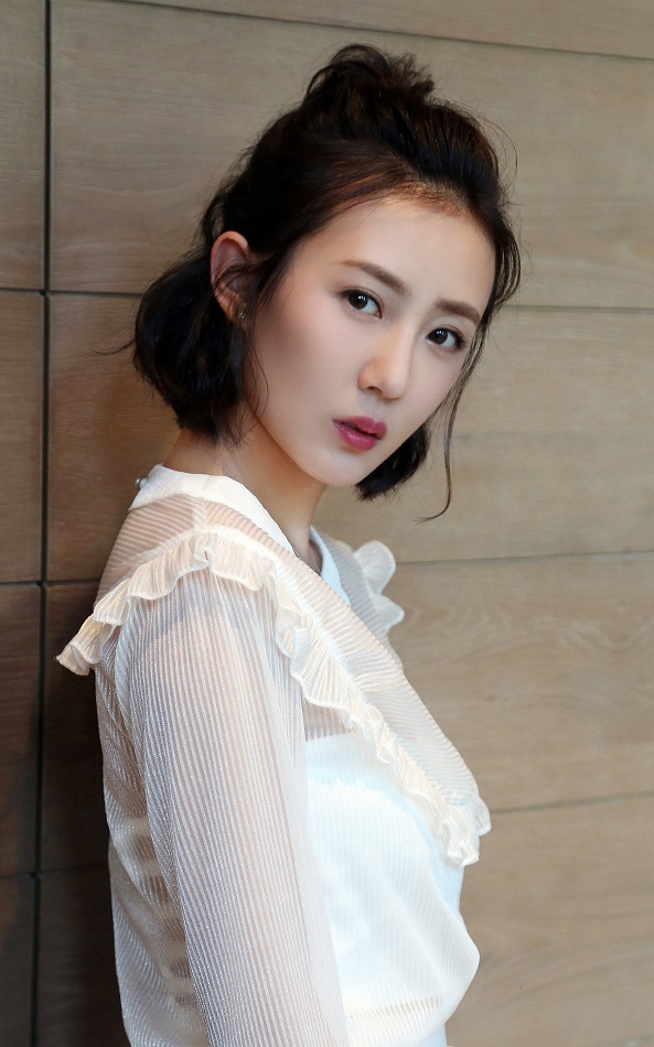 出道五年的张墨锡依旧名气不高,今凭公公张丰毅婆婆吕丽萍大火!