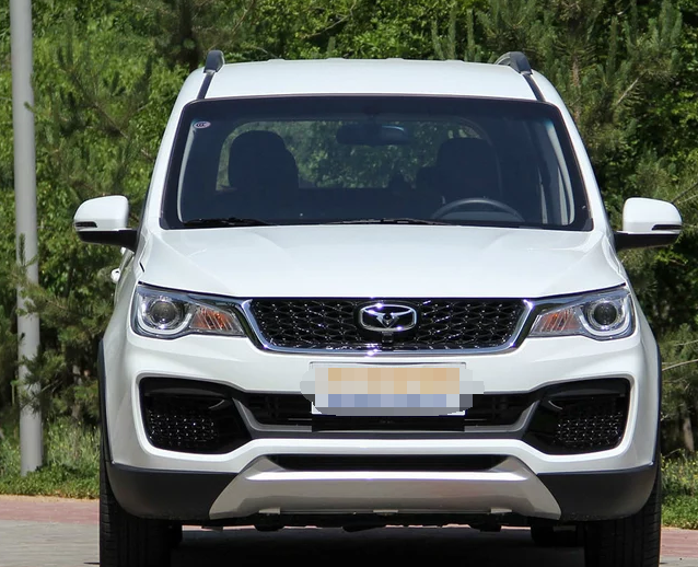 这款凯翼汽车-凯翼v3号称颜值担当,多角度无死角,很适合小姐姐