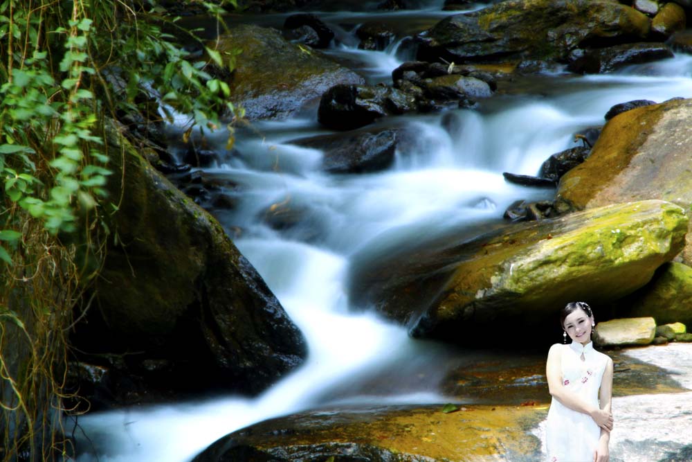 姚青春老家云南是个旅游的好地方,大自然风光山水风景很漂亮