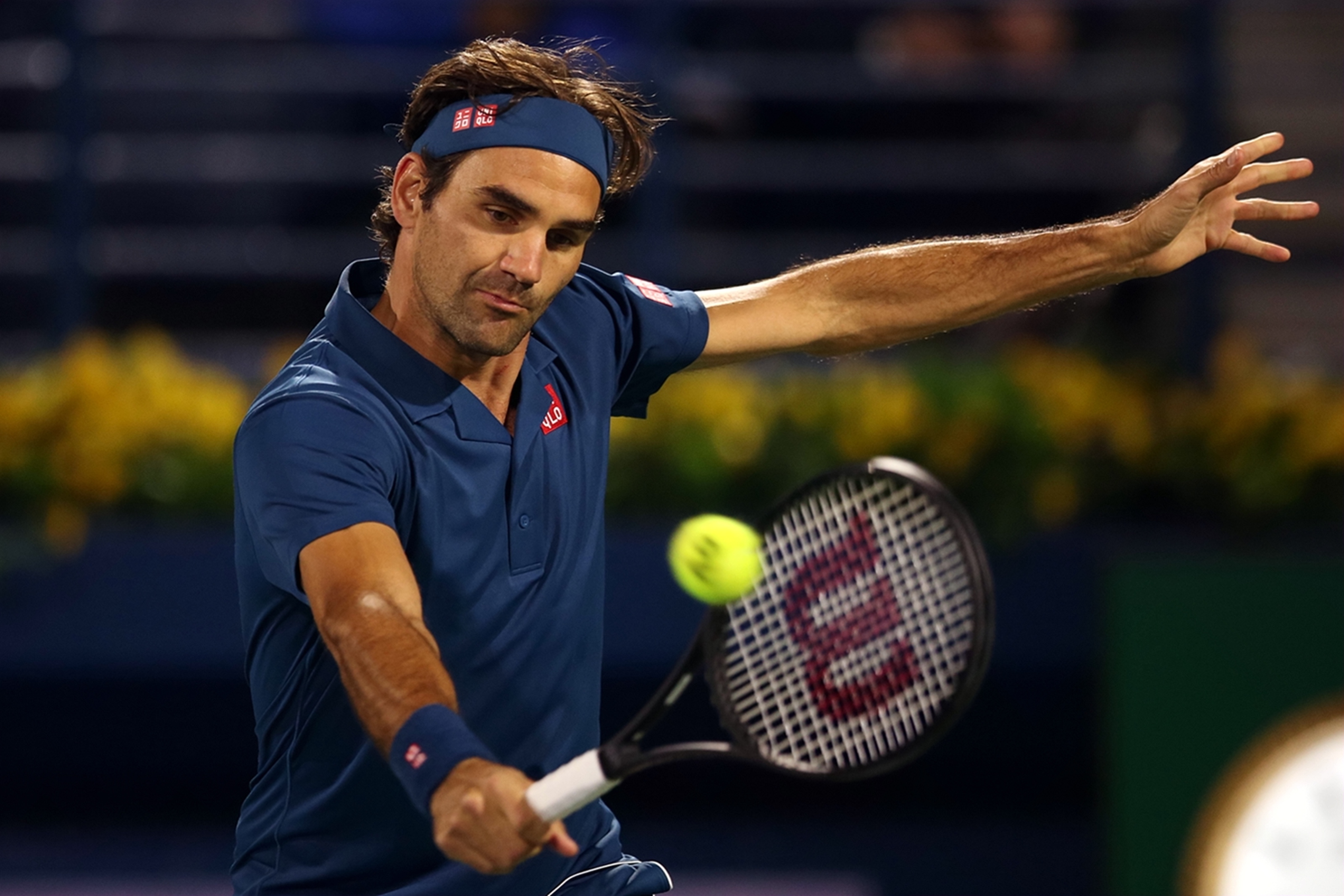 网球——迪拜赛:费德勒首轮晋级