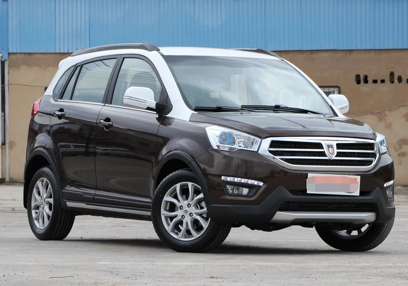 华晨华瑞-智尚s35,整体造型非常出色,简约大气非常耐看