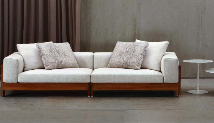 这个沙发款式新颖,舒适透气,亲肤柔软