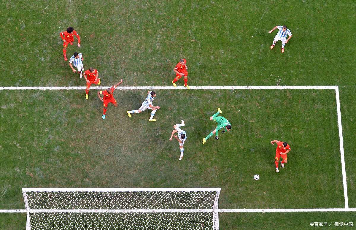 足球阵型352算大巴吗