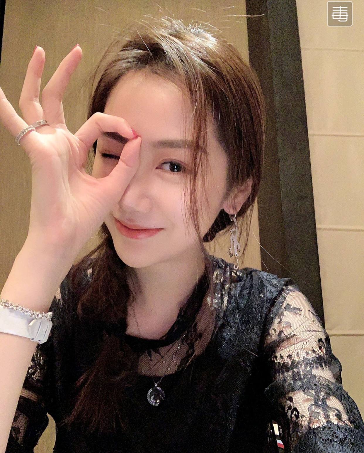 北京北控球员孙悦妻子,陈露个人漂亮写真照片