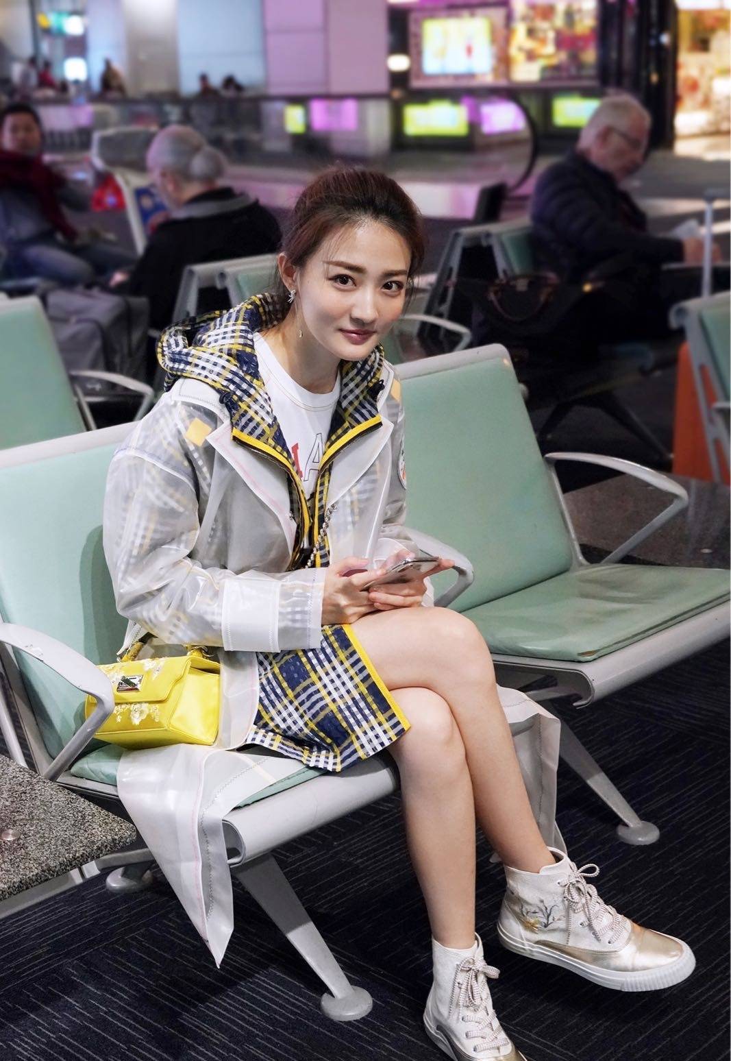 徐璐的腿是上镜标准,平底鞋也能细长到"逆天",网友:看哭了