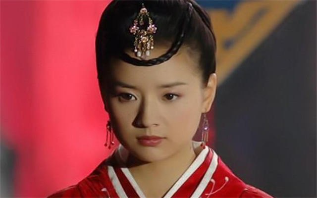 董洁版祝英台古装美照7张,堪称历来最温婉,恬静的一个