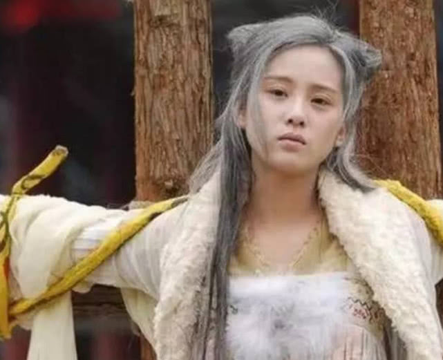 同样是古装美女"五花大绑",最令人心疼的不是花千骨,而是她