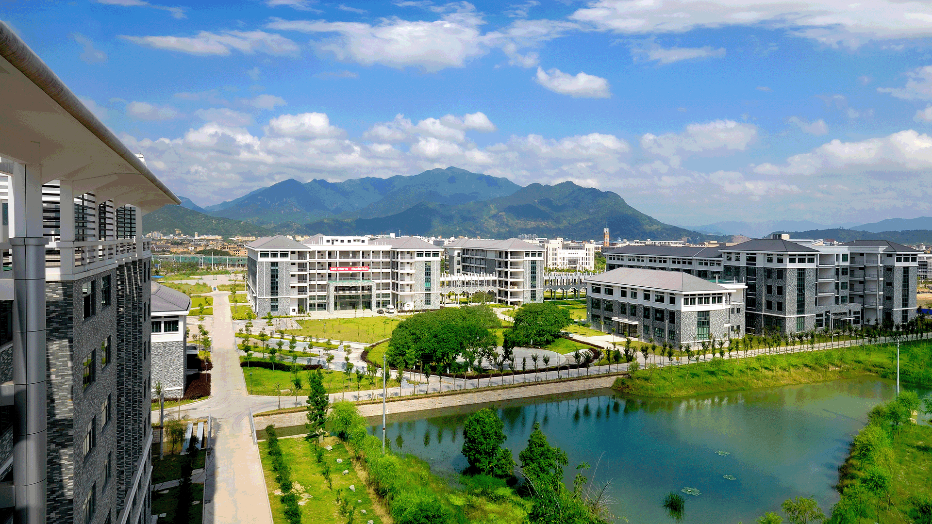 福建江夏学院新教务网系统,福建江夏学院:以务实之风抓教育 让师生见