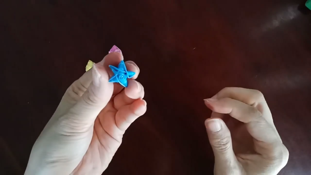 生活小妙招,带你学习如何用吸管叠星星,简单易学!