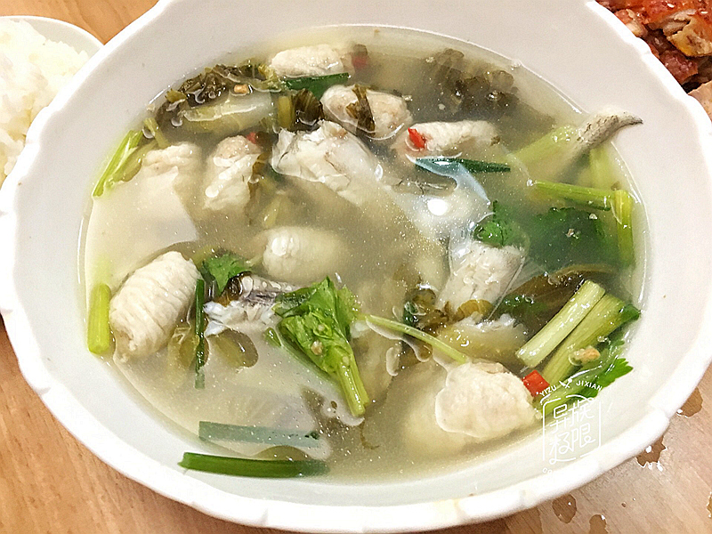 九肚鱼豆腐汤图片