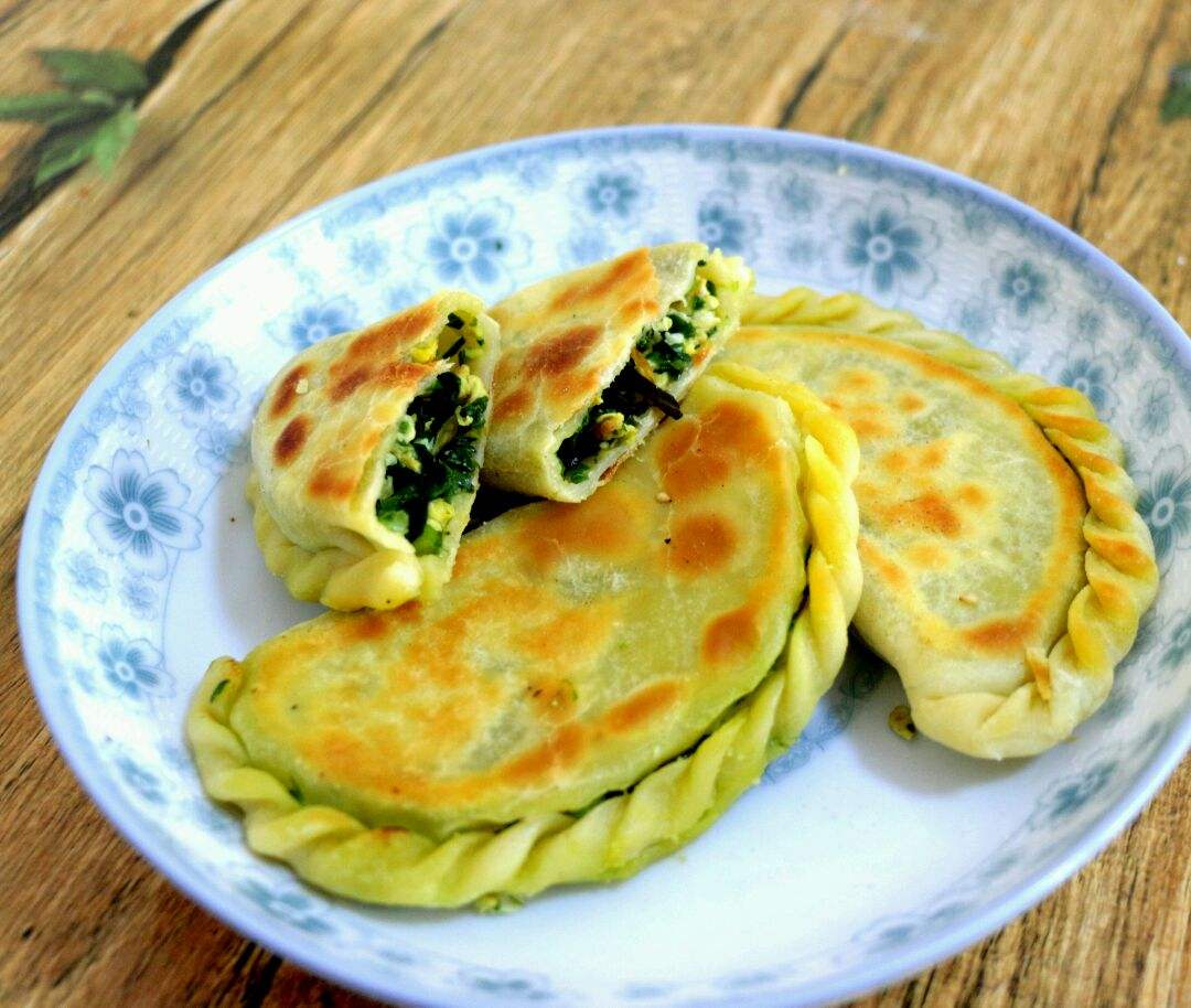 韭菜盒子,馅香皮软,美味可口,不硬不油腻!