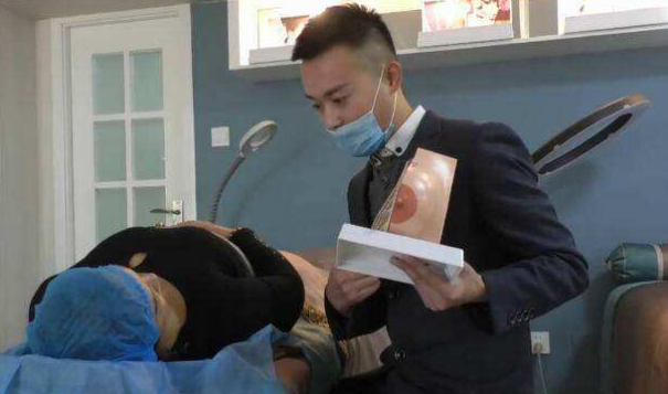 为何男催乳师比女催乳师更吃香,难道效果更好?过来人说出真相