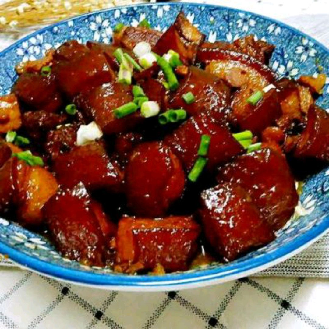 《酱香五花肉》下酒馋嘴美味不得了,自己动手做更健康