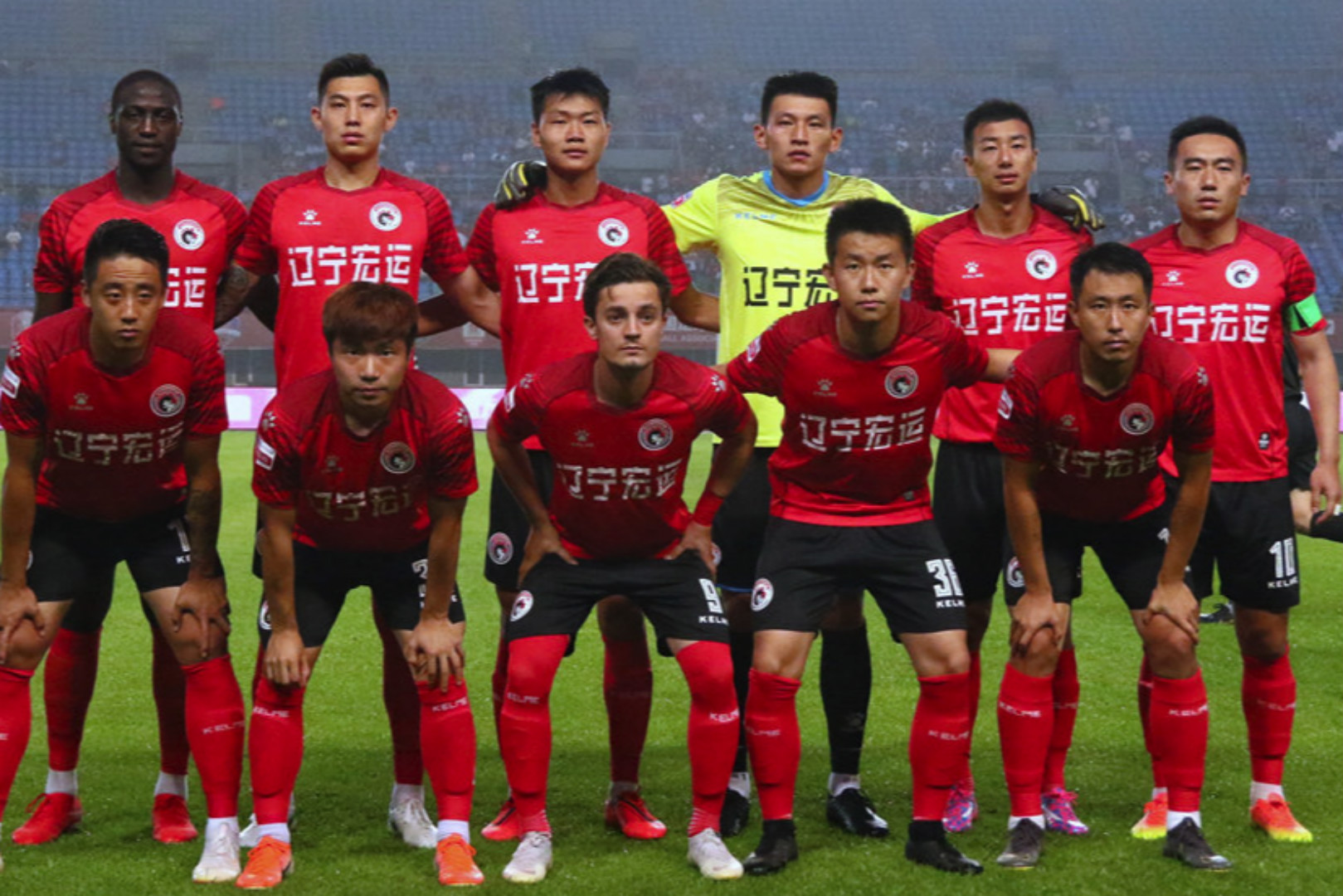 中甲辽宁宏运主场战胜南通,双方防守都挺不错,辽宁细节做得更好