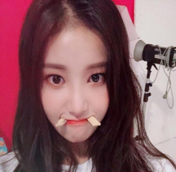 momoland李多斌扮鬼脸萌翻粉丝可爱俏皮惹人爱「组图」