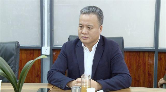 刘朝晖深入企业走访调研 为企业排忧解难