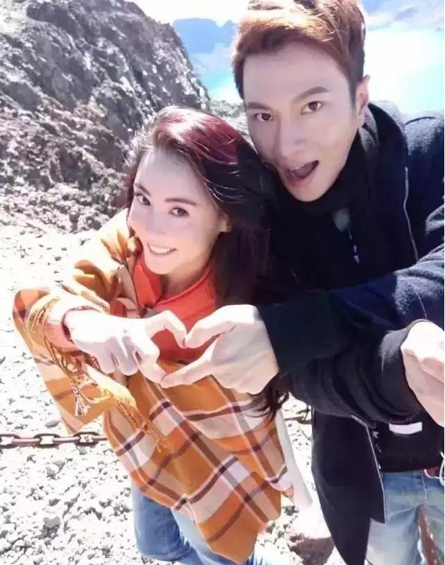 网爆张柏芝牵手小鲜肉何孟怀准备结婚谢霆锋已成过去式