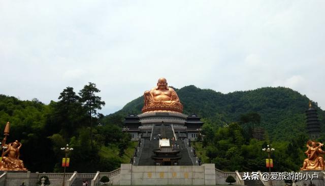 弥勒菩萨道场——雪窦山