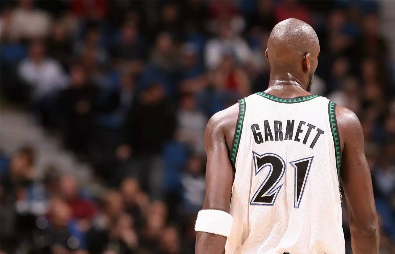 真性情!加内特拒绝森林狼退役球衣,因一事耿耿于怀