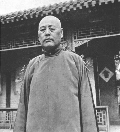 虎落平阳的吴佩孚,精锐卫队被川系军阀缴械