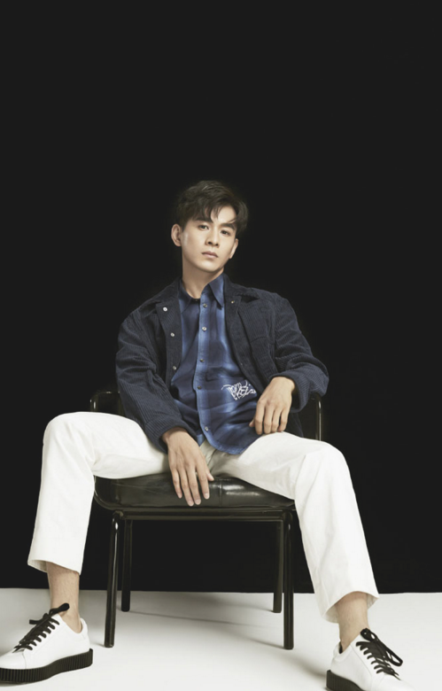 乔振宇:帅气阳光,温润如玉的翩翩少年