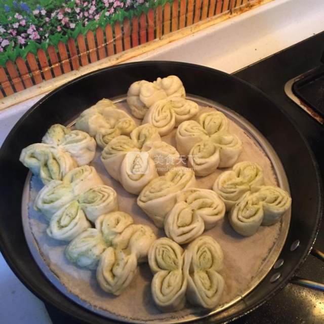 清香苦豆花卷,松软可口,豆味清香,颜值太高了