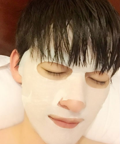 男明星敷面膜,杨幂认不出,李冰冰境界高,最惊艳的还是热巴