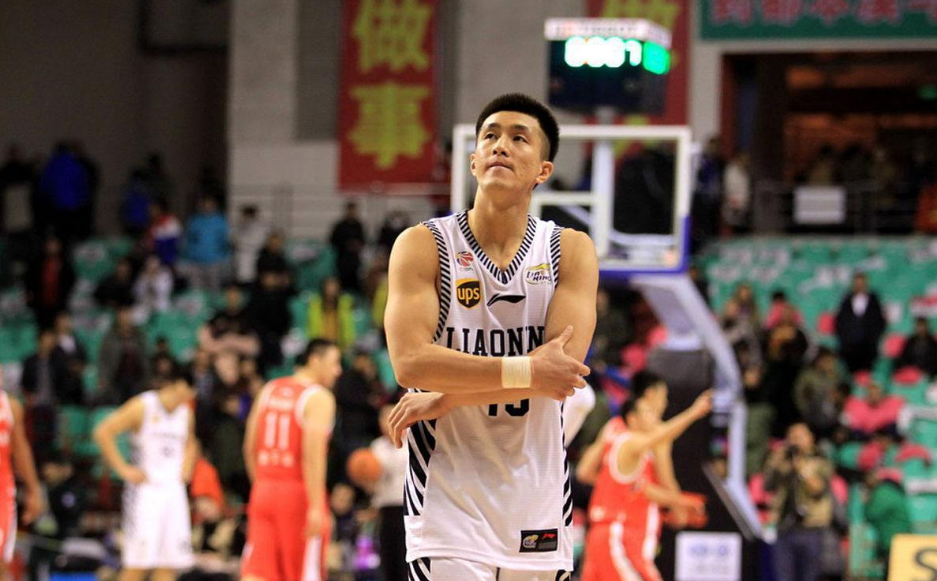 一位喜欢运动的朋友和小编聊天,说自己喜欢篮球,但看球却只看nba,至于