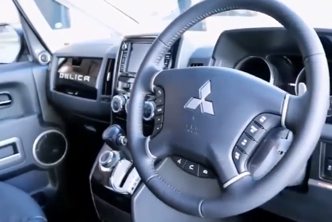 首台2020款三菱得利卡到店,2.5t柴油动力 四驱,性能不输吉姆尼