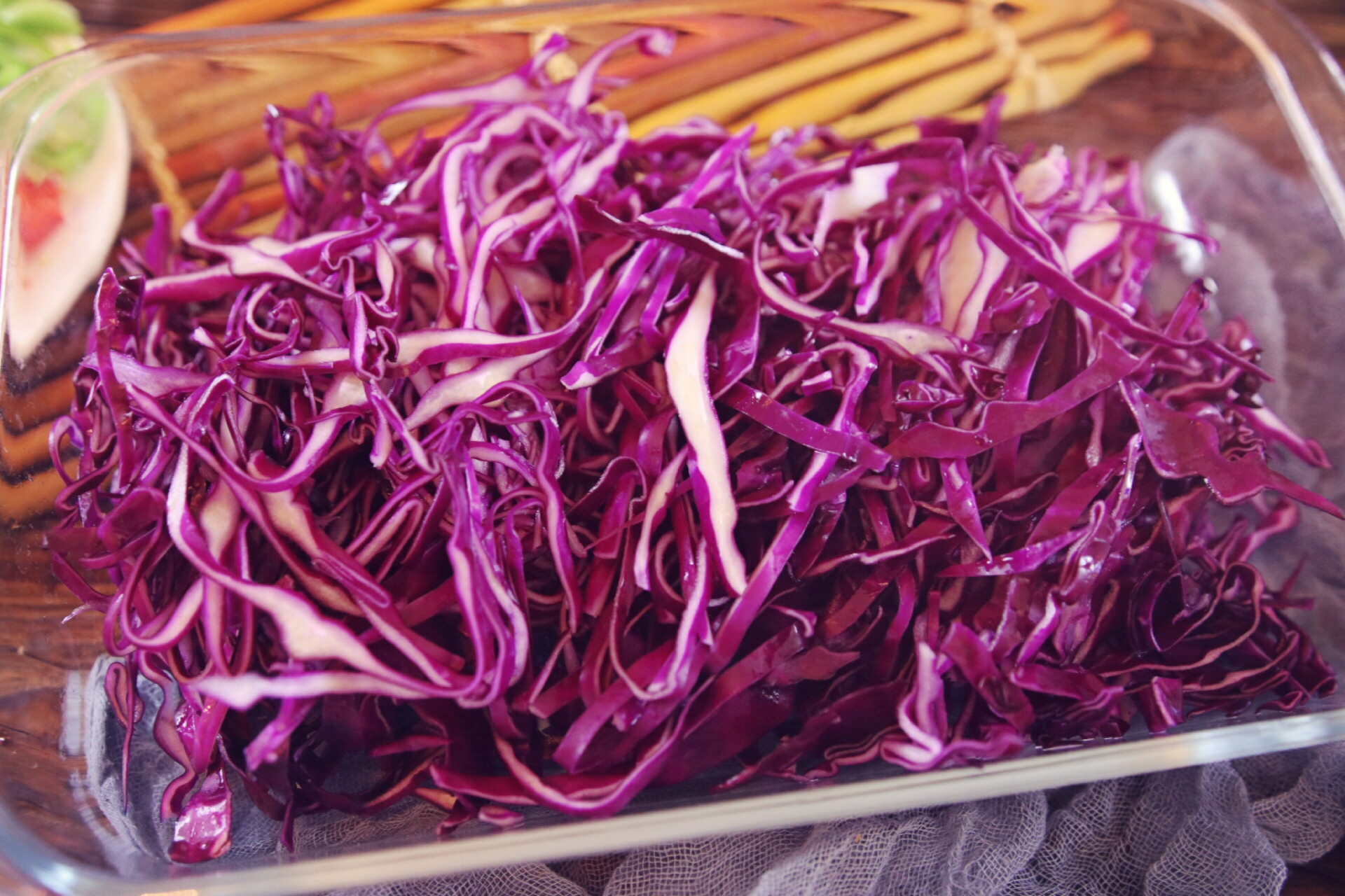 不用油不用炒,紫包菜这么吃,清脆爽口还开胃