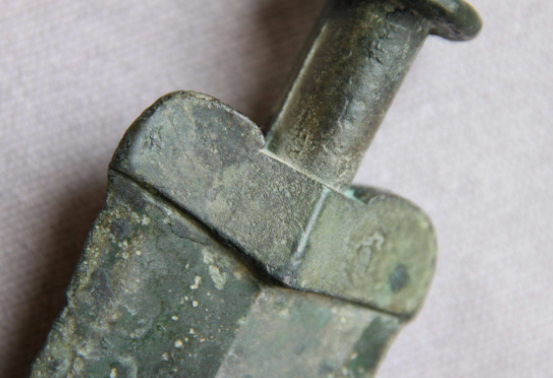 秦始皇陵出土神秘青铜剑,自带特效,专家:破解不了