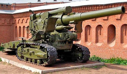 口径203,德军见了转头就跑,没跑远就被"斯大林之锤"送上天