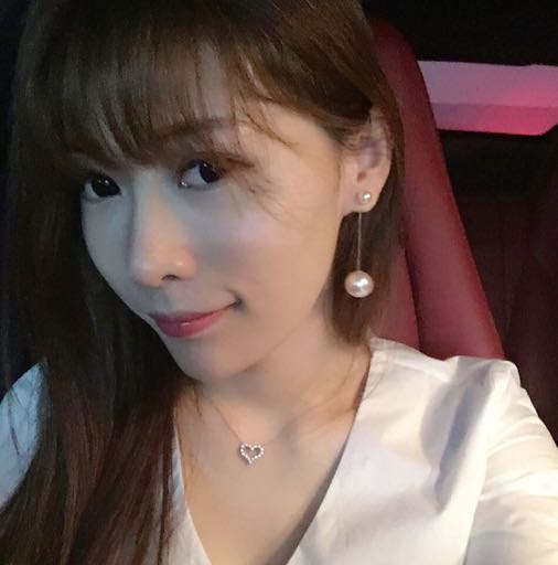 国足曝丑闻?上港门将颜骏凌与妻子离婚,球迷:别蹭中超冠军热度