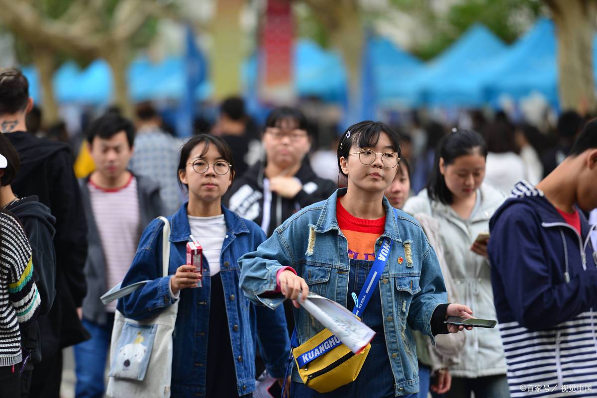 大学生社交技巧:建立有意义的人际关系