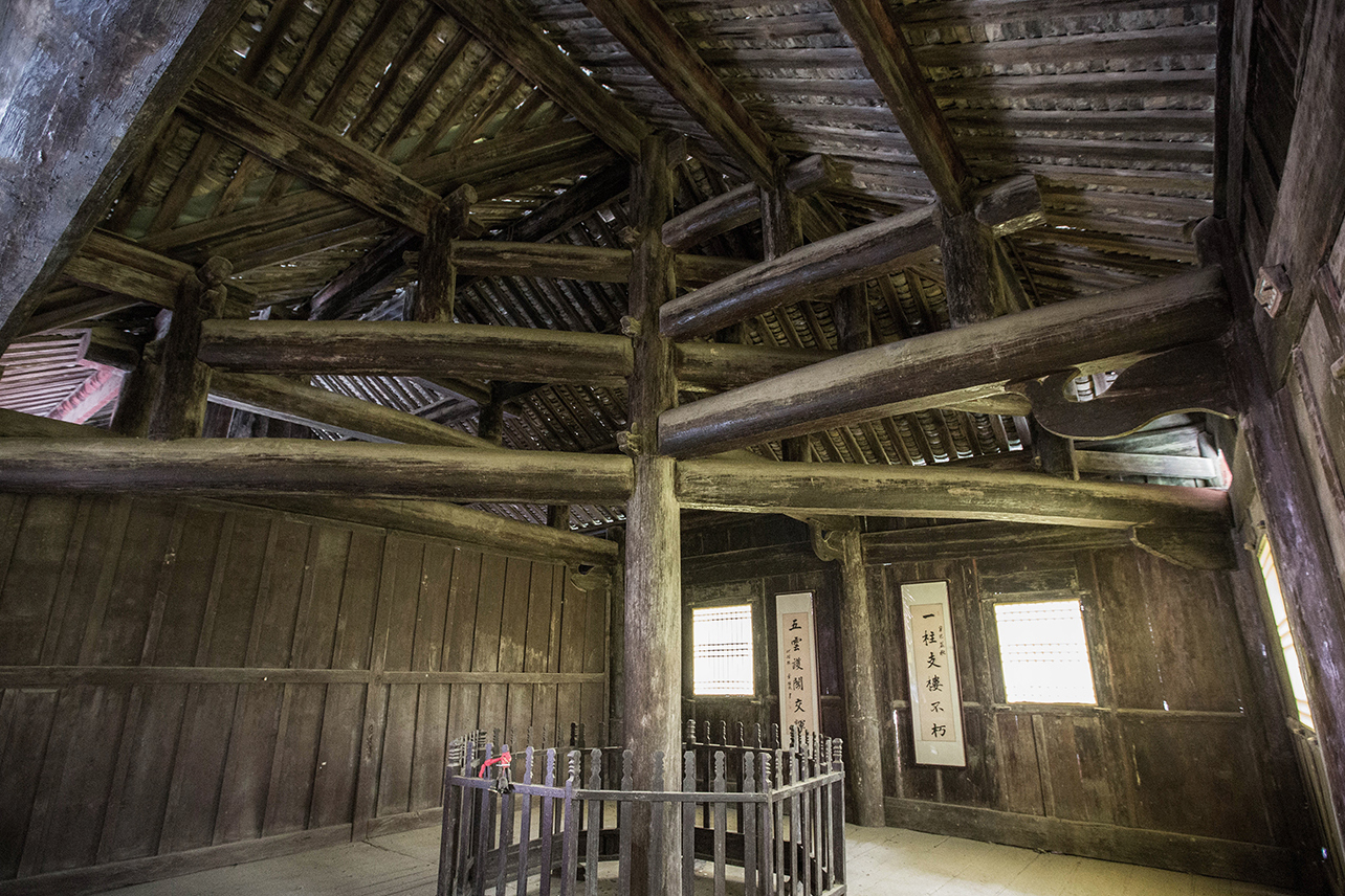 世界未解之谜:武当山神奇的一柱十二梁,古人究竟是如何建造的?