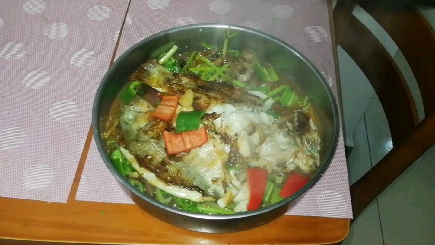 鲈鱼这样做,不油炸,非常入味,鲜味完全体现出来了