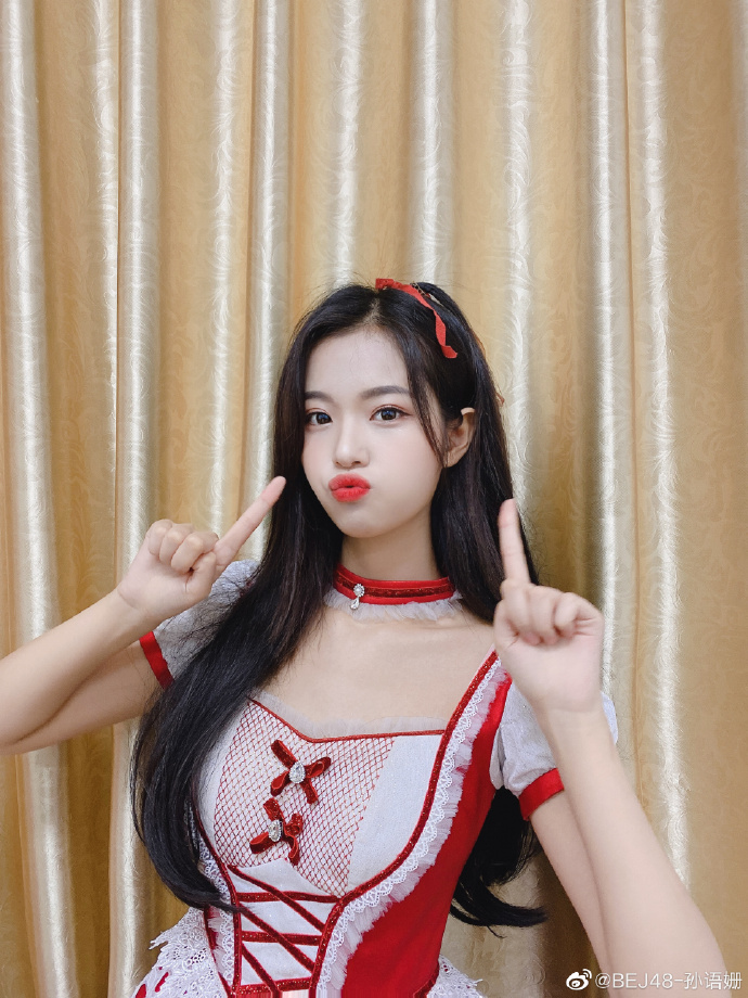 偶像美少女bej48-孙语姗迷人可爱美照