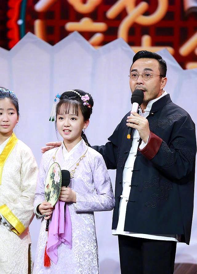 12岁童星钏熠璠主演电影《红剪花》,国外获最佳女主,你怎么看?