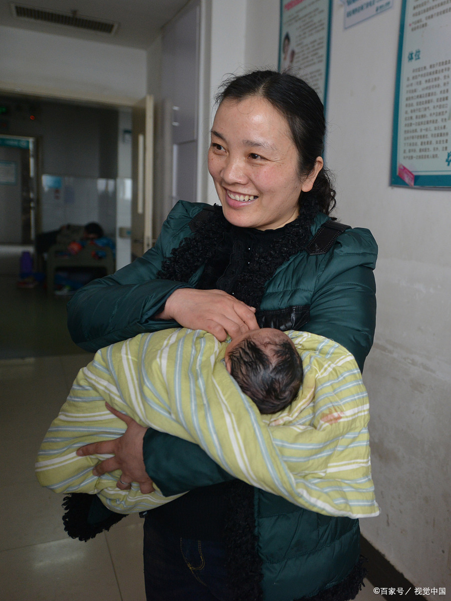 如何选择适合的照顾孩子的保姆?